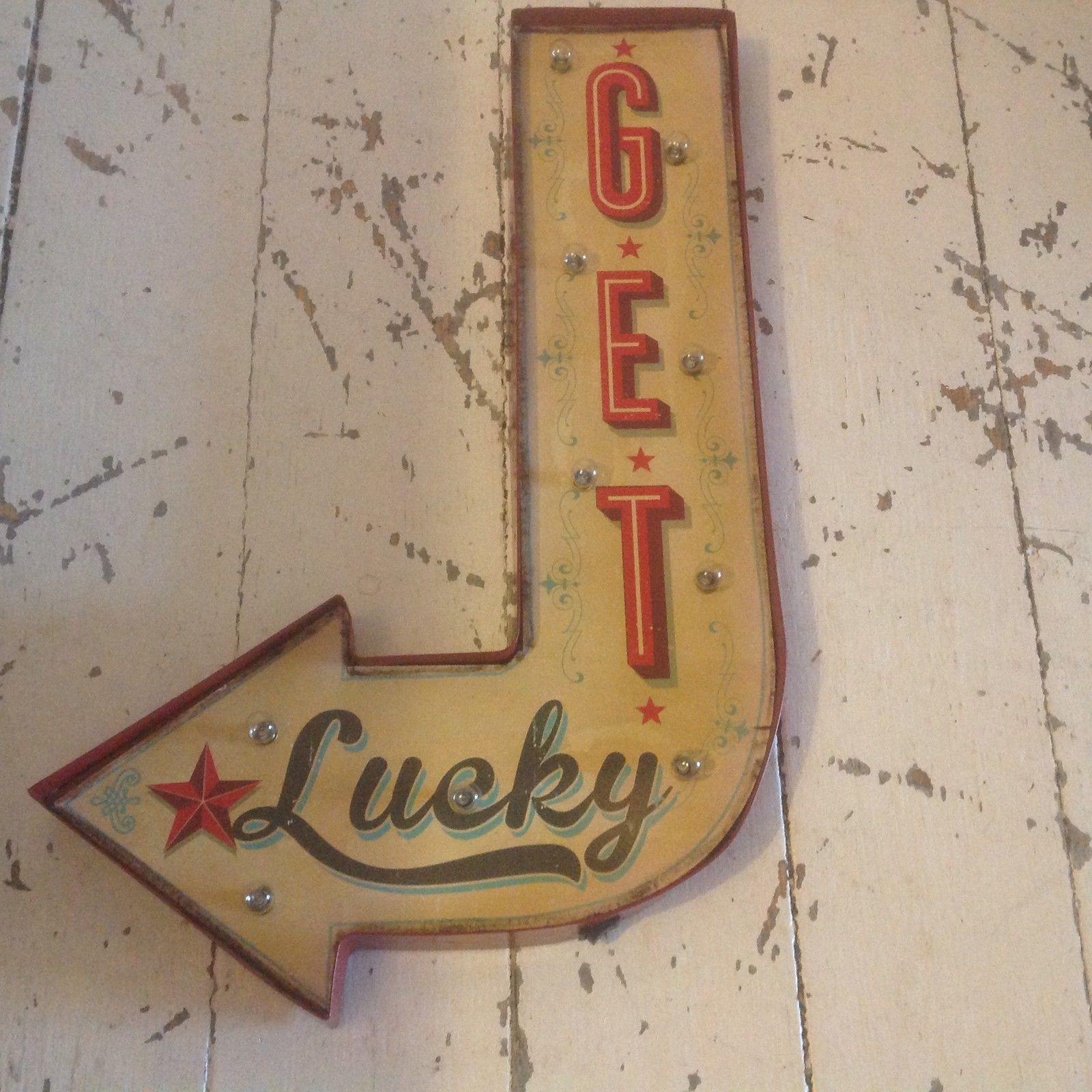 Vintage-style Fairground Sign 'Get Lucky'