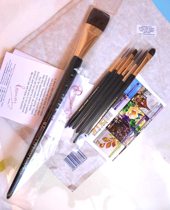 Nicki MacRae ARt - Rosemary & Co Shiraz, my favourite brushes!
